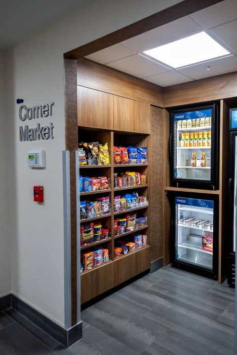 Fairfield by Marriott Inn & Suites Louisville Airport — photo 8