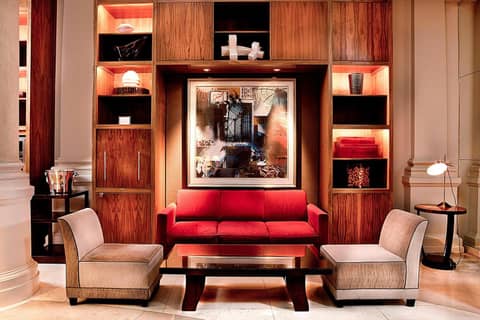 Threadneedles, Autograph Collection — hotel reception