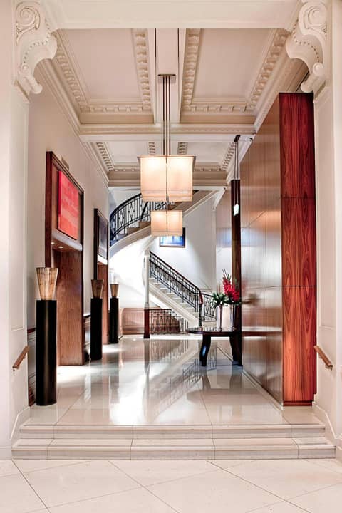 Threadneedles, Autograph Collection — hotel reception