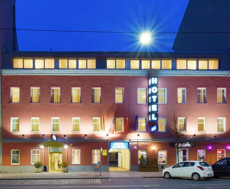 Garten- und Kunsthotel Gabriel City — building