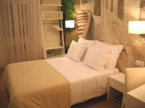 Small Double Room — the supplier's photographs — photo 1