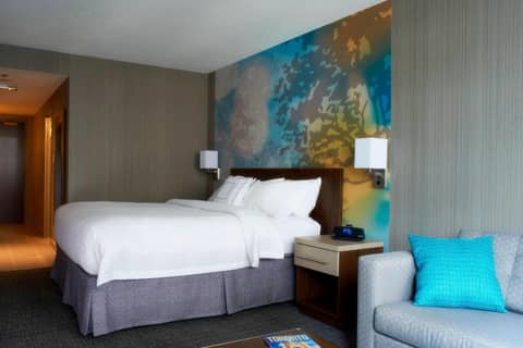 Courtyard by Marriott Toronto Downtown — photo 4