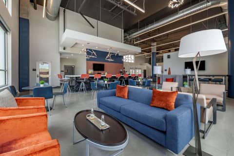 Vīb Hotel by Best Western Denver RiNo — photo 4