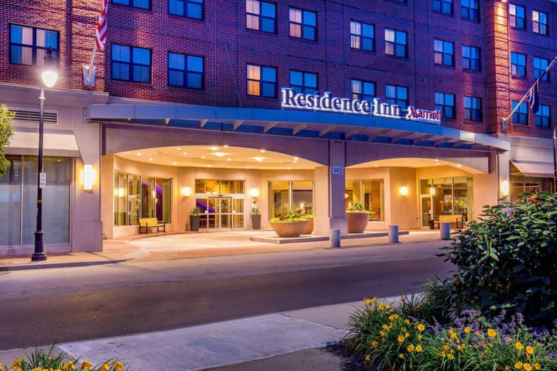 Residence Inn by Marriott Portland Downtown Waterfront — building