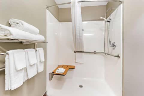 Comfort Inn & Suites North Charleston - Northwoods — photo 5