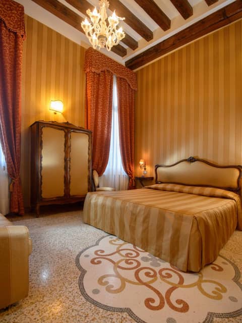 Centauro Hotel — hotel room