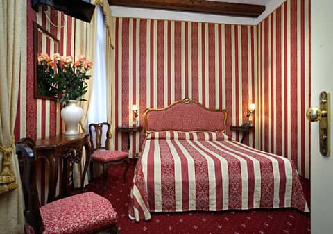 Centauro Hotel — hotel room