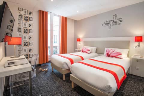 Hôtel Amaryllis — hotel room