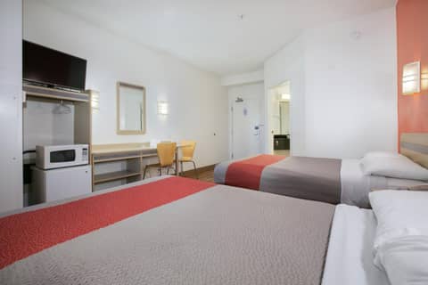 Motel 6-Brooklyn Center, MN - Minneapolis — photo 8