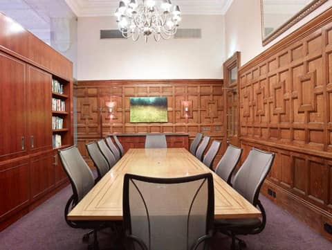 Club Quarters Hotel Trafalgar Square, London — meeting room