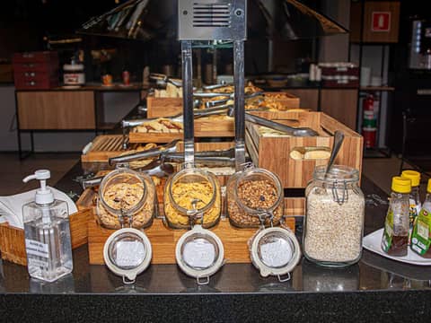 ibis Sao Paulo Barra Funda — dining
