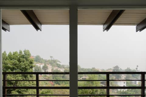 Hollywood Hills Hotel — photo 2