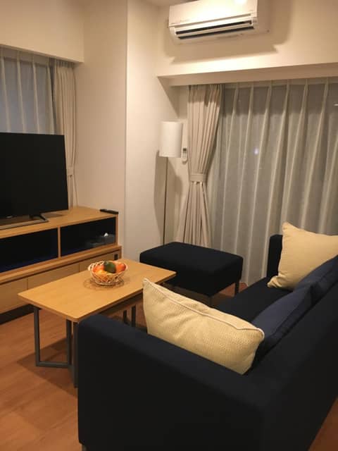 Oakwood Apartments Nishi-Shinjuku Tokyo — hotel room