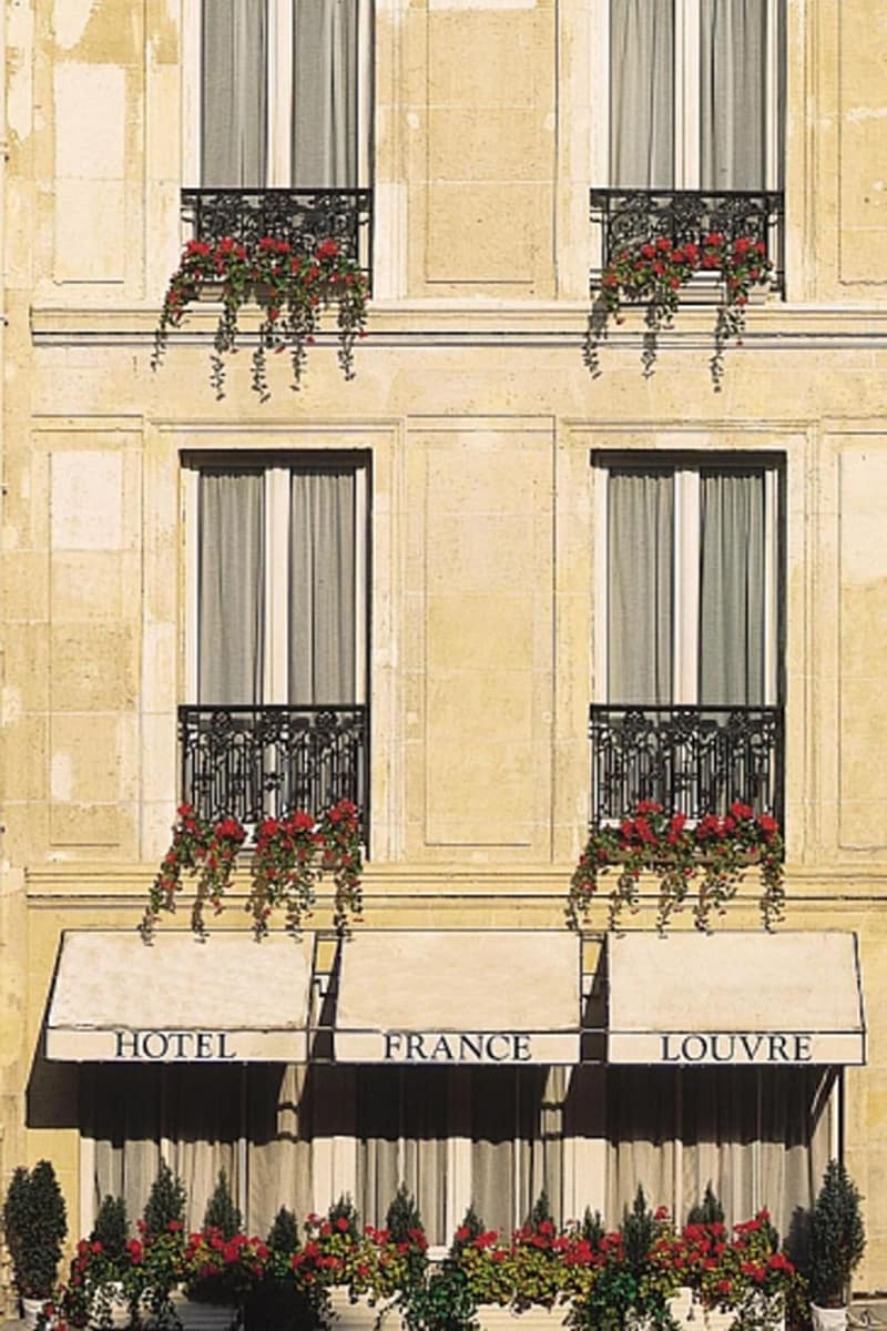 Hotel France Louvre — building