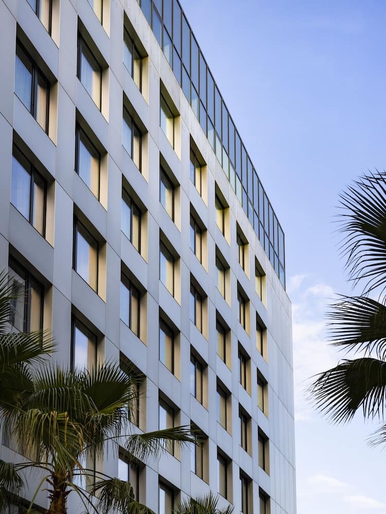 OKKO Hotels Nice Aéroport — building