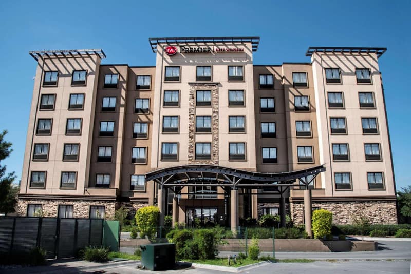 Best Western PREMIER Monterrey Aeropuerto — building