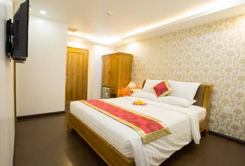 The Airport Hotel — photo 4