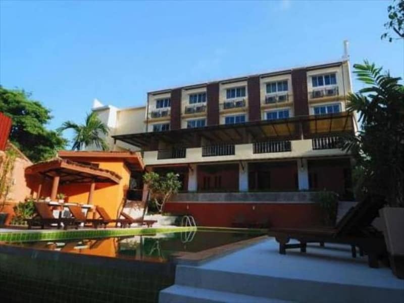 The Haleeva Aonang — building