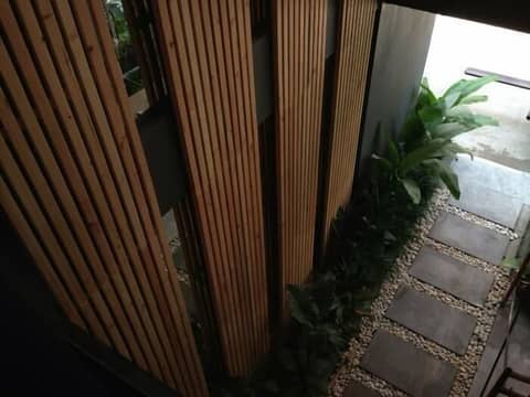 5ive Beach House Hotel — other
