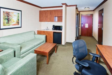 Holiday Inn Express Hotel & Suites Portland-Northwest Downtown by IHG — photo 2