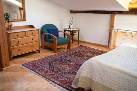 Kolory Guest House — hotel room