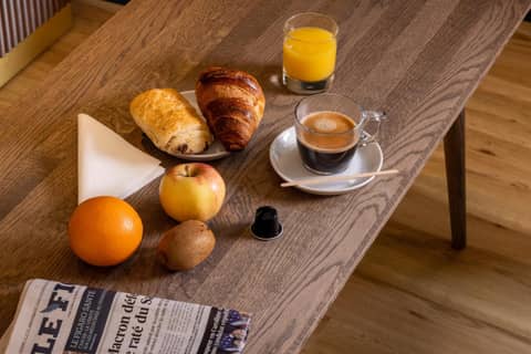 Best Western Plus Bretagne Montparnasse — dining
