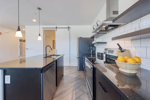 The Carter by AvantStay – Spacious Stay Near Downtown — photo 6