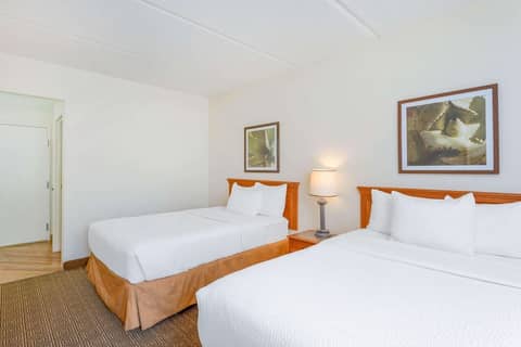 La Quinta Inn & Suites by Wyndham Jacksonville Mandarin — photo 4