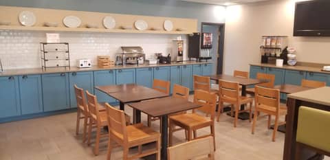 Country Inn & Suites by Radisson, Bradenton-Lakewood-Ranch, FL — photo 5