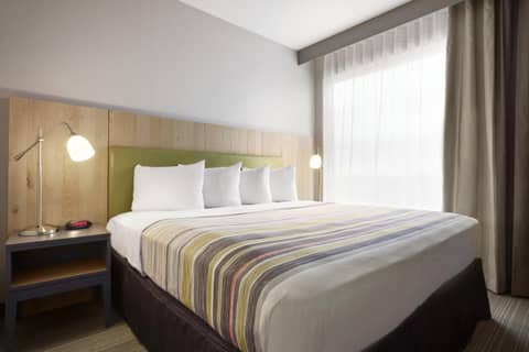 Country Inn & Suites by Radisson, Bradenton-Lakewood-Ranch, FL — photo 9