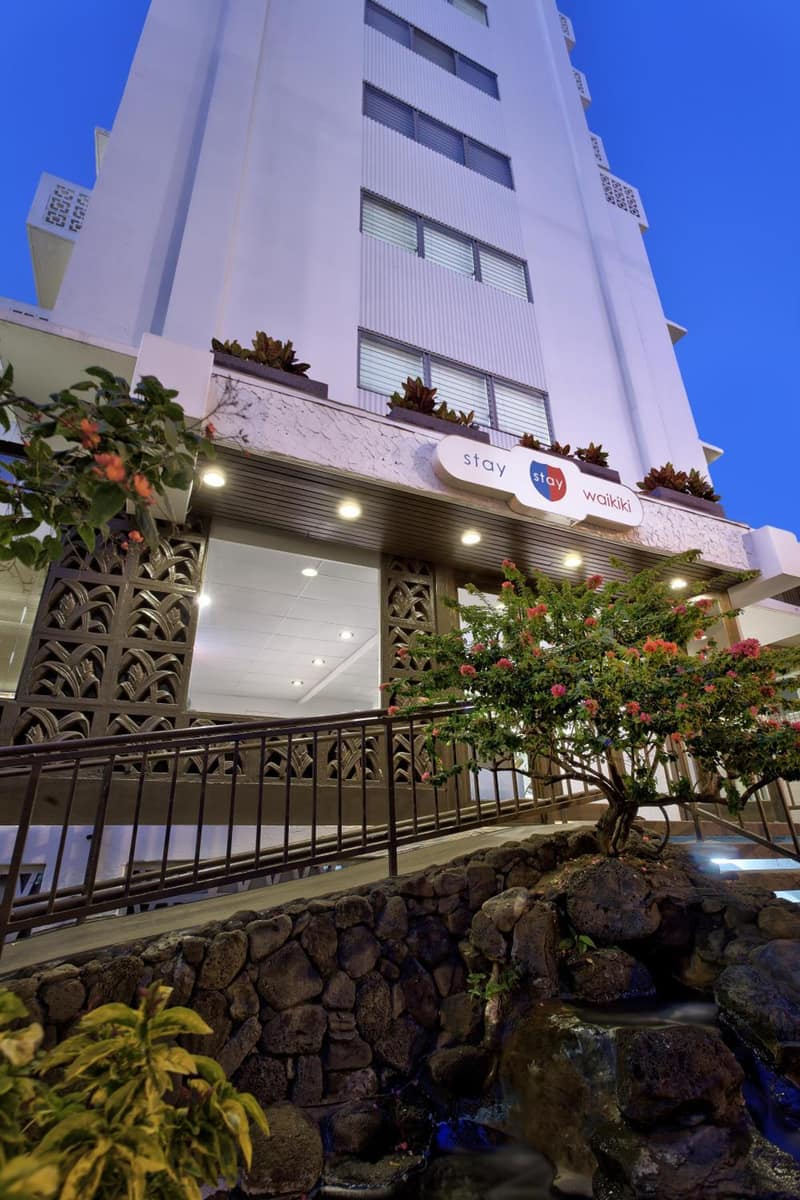 Stay Hotel Waikiki — building