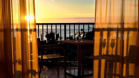 The Terrace Club Wellness Thalasso At Busena — balance & terrace