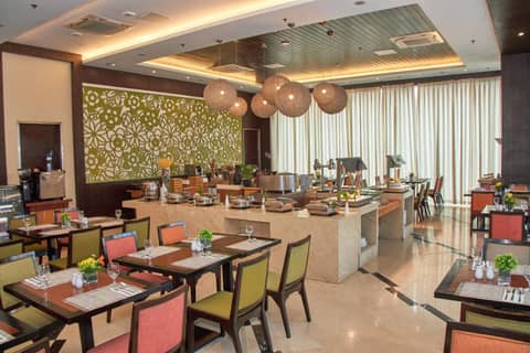 Harolds Hotel Cebu — photo 7