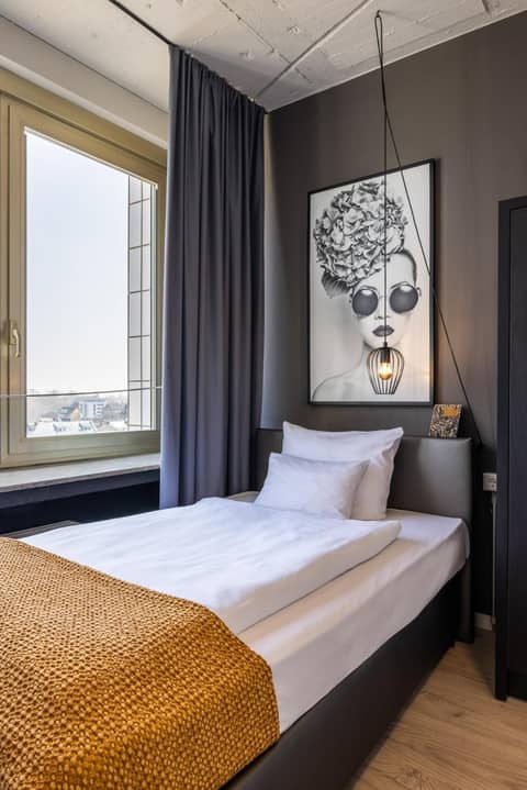 Numa Cologne Ehrenfeld — hotel room