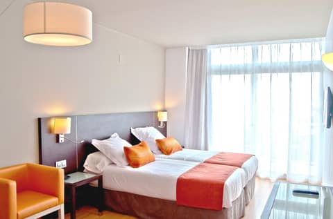 BQ Augusta Hotel — bedroom