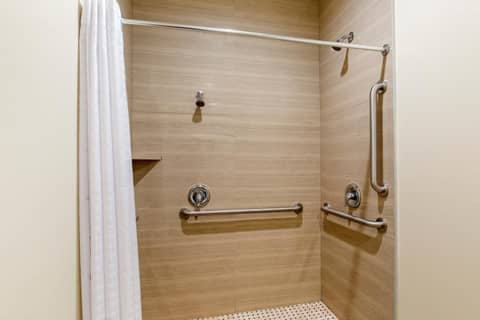 Econo Lodge Inn & Suites Houston Willowbrook — photo 5