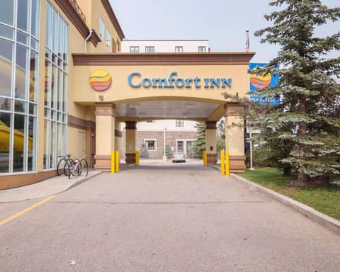 Comfort Inn & Suites Calgary - University — photo 9