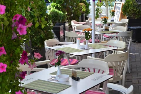 Hotel Les Jardins Carol — photo 8