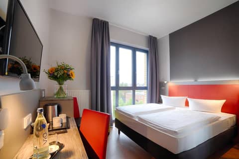 H+ Hotel 4Youth — photo 2