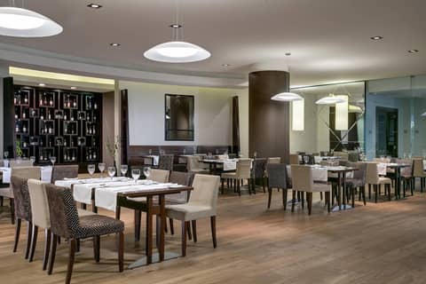 Sheraton Bucharest Hotel — photo 8