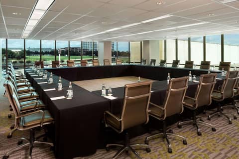 DoubleTree by Hilton Hotel Dallas Campbell Centre — photo 5
