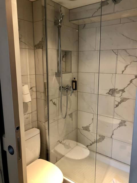 Amiral-Fondary — bathroom