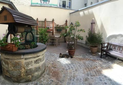 Amiral-Fondary — balance & terrace