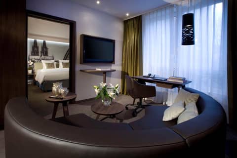 Lindner Hotel Cologne City Plaza, part of JdV by Hyatt — hotel room