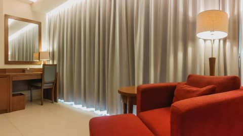 Seminyak Square Hotel And Villas — hotel room