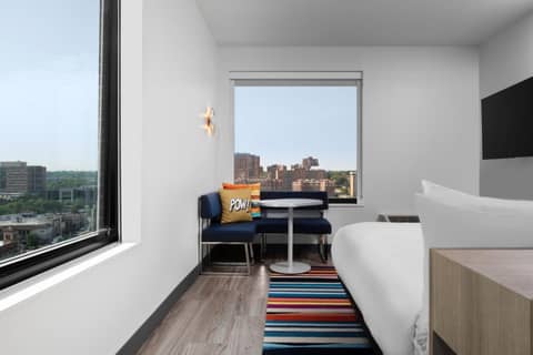 Aloft by Marriott Kansas City Country Club Plaza — photo 7