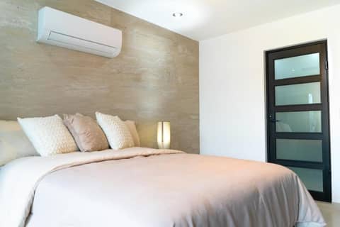 ECONOSUITES FUNDIDORA — hotel room