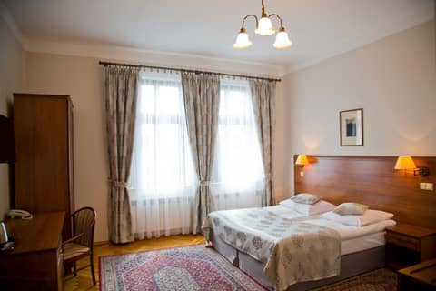 Aparthotel Basztowa — hotel room
