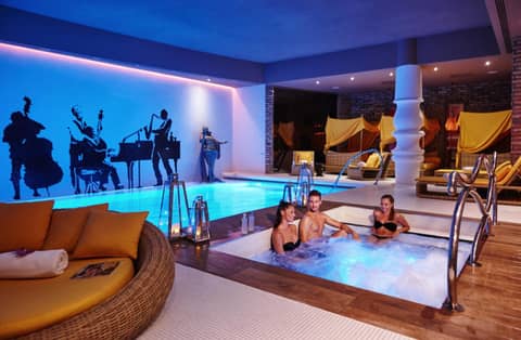 Aria Hotel Budapest by Library Hotel Collection — photo 5