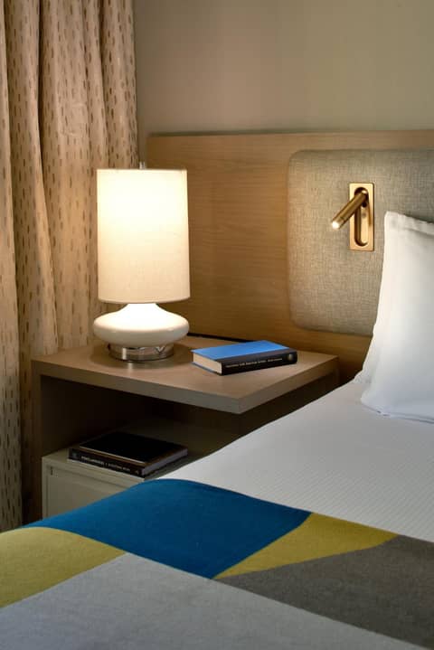 The Hotel Zags Portland — bedroom